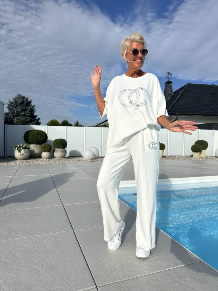 Women's two-piece casual set