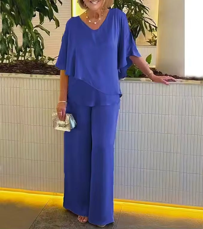 Isabella – Two-Piece Set with Elegant Flair