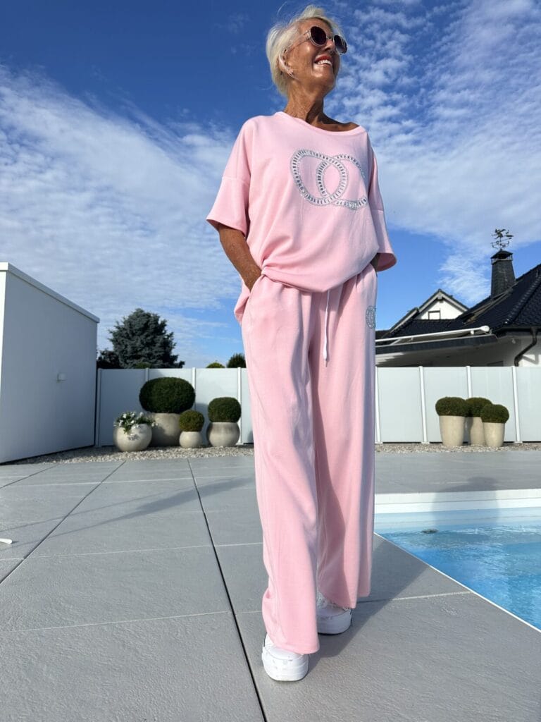 Women's two-piece casual set