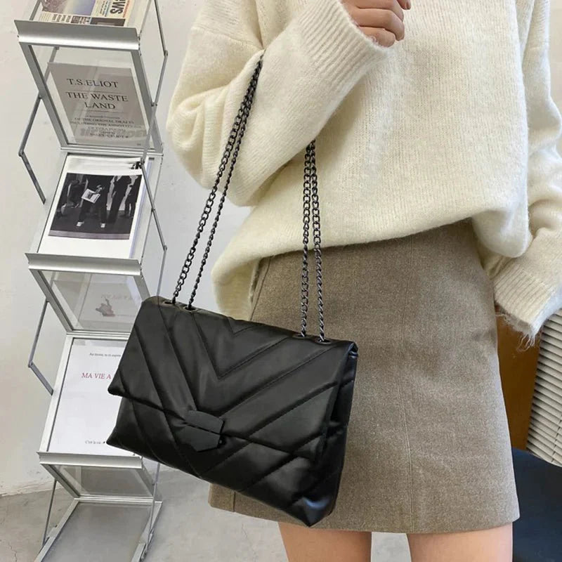 Sylvette | Modern Chic Chain Strap Crossbody Bag