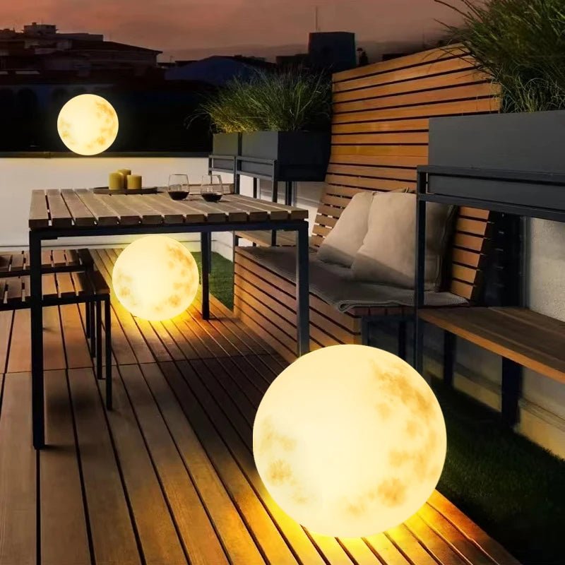 Magique | Waterproof Moon-Shaped LED Lamp