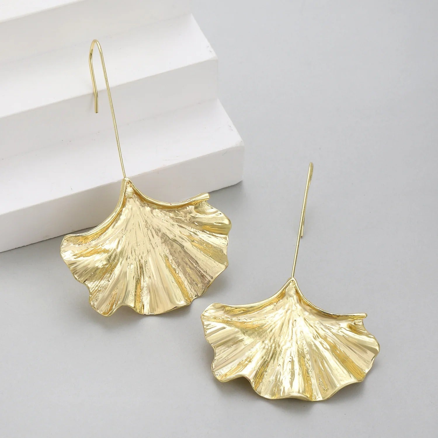 Caelitha | Charming Earrings