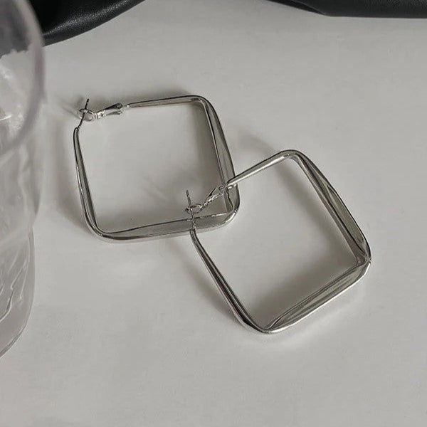 Kora | Minimalist Geometric Square Earrings