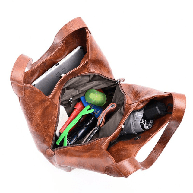 Naoko | Spacious Crossbody Bag