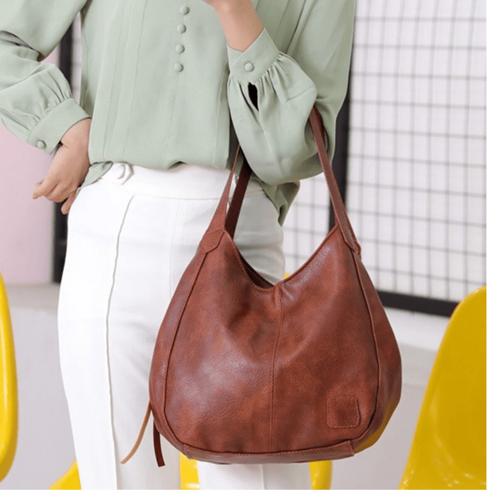 Naoko | Spacious Crossbody Bag