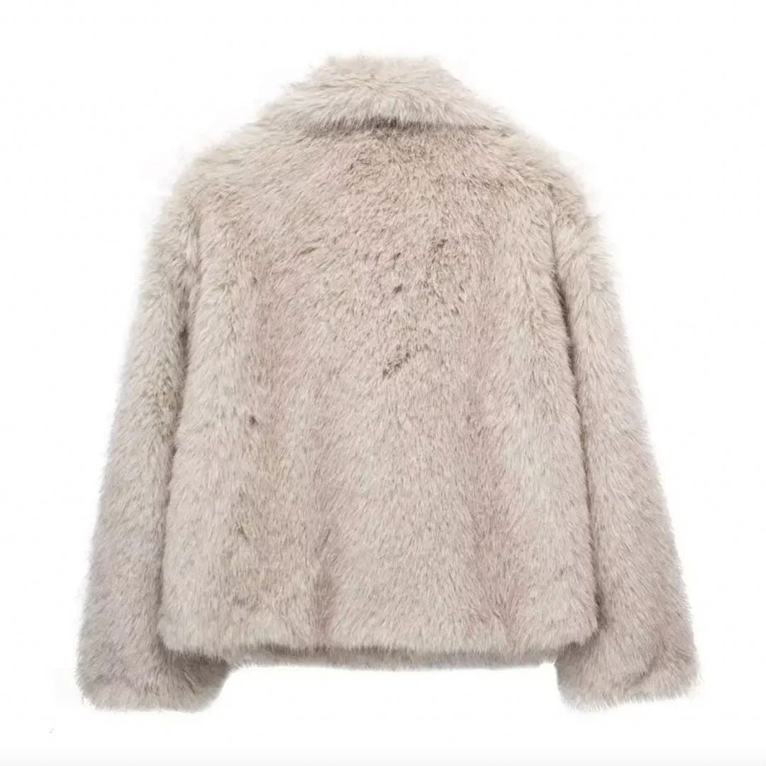 Veyla | Elegant Faux Fur Coat