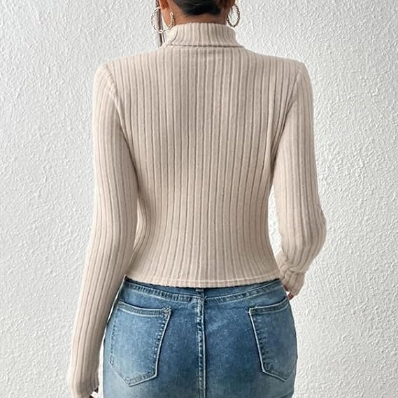 Selvina | Bold Cut-Out Turtleneck Sweater