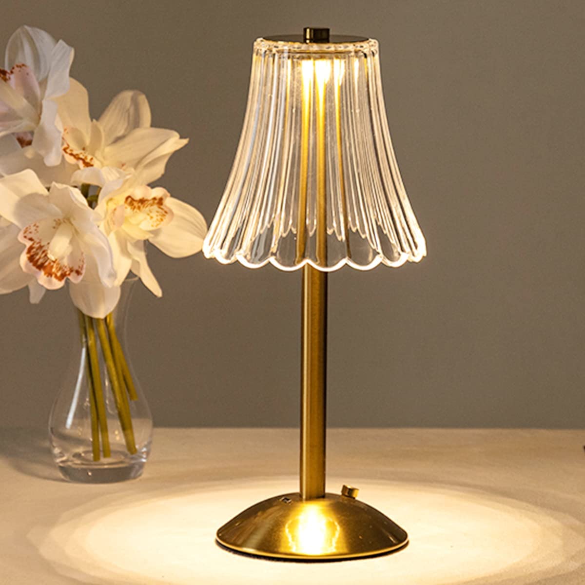 Pharos | Elegant Gold-Crystal Table Lamp