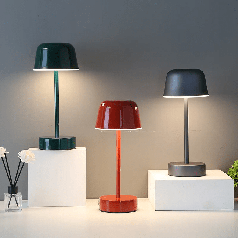 AuraShift | Stylish Minimalist Table Lamp