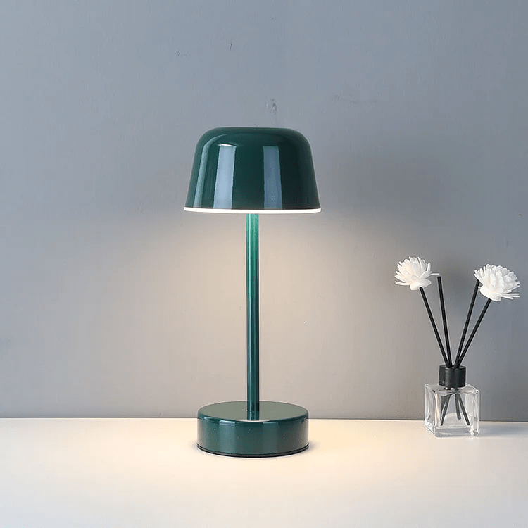 AuraShift | Stylish Minimalist Table Lamp